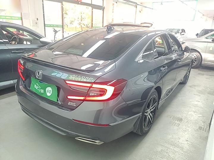 Accord 2022 260TURBO Phantom Night Premium photo 4