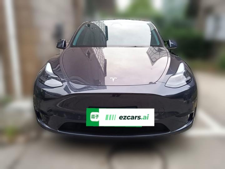 Model Y 2024 RWD photo 2