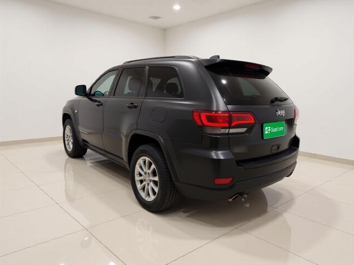 Grand Cherokee Imported 2015 3.6L Elite photo 4