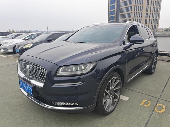 Nautilus 2021 2.7T AWD
