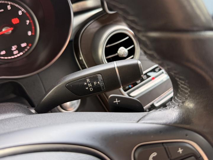 GLC 2018 Facelift GLC 300 4MATIC Dynamic photo 6