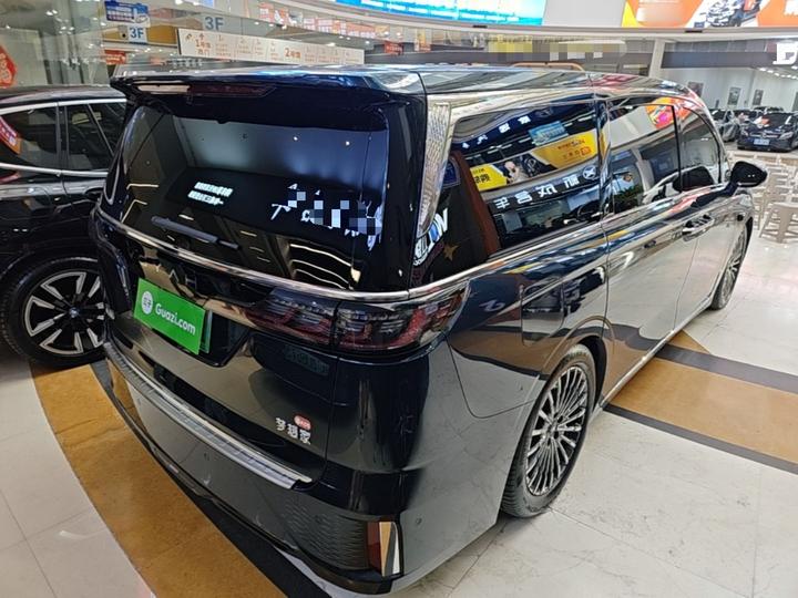 Voyah Dreamer 2026 PHEV Qiankun Ultra photo 4