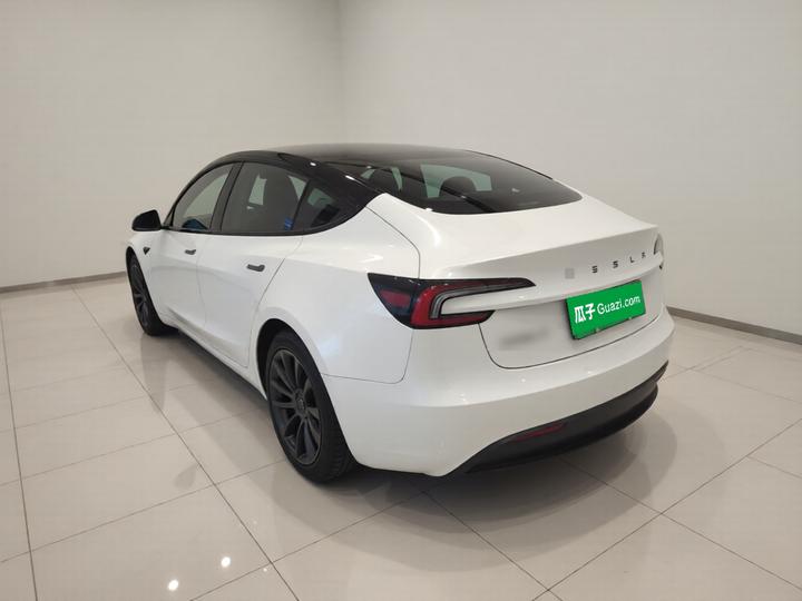 Model 3 2025 RWD photo 4