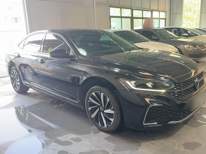 Passat 2023 330TSI Elite photo 3