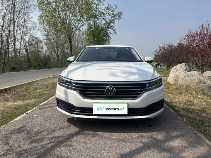Lavida 2022 1.5L AT photo 3