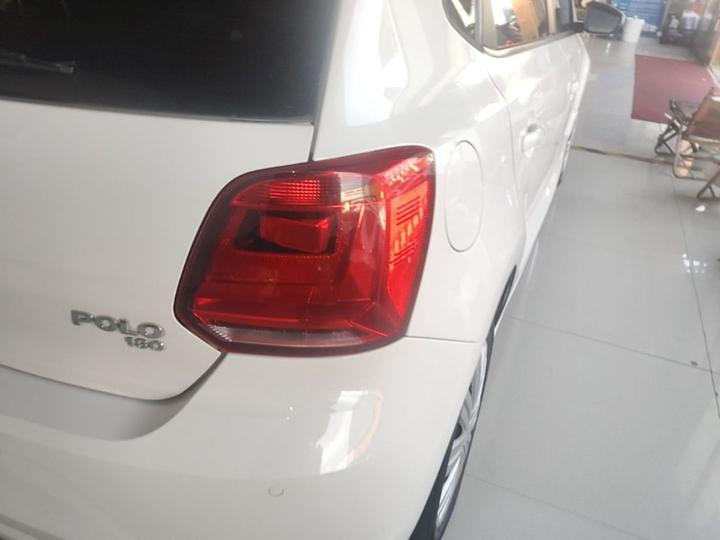 Polo 2016 1.6L AT Comfort photo 7