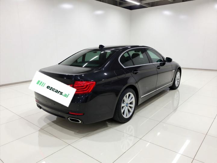 5 Series 2017 520Li photo 6