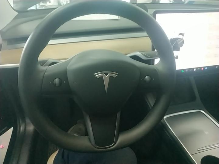 Model 3 2021 Standard Range RWD Upgraded photo 6