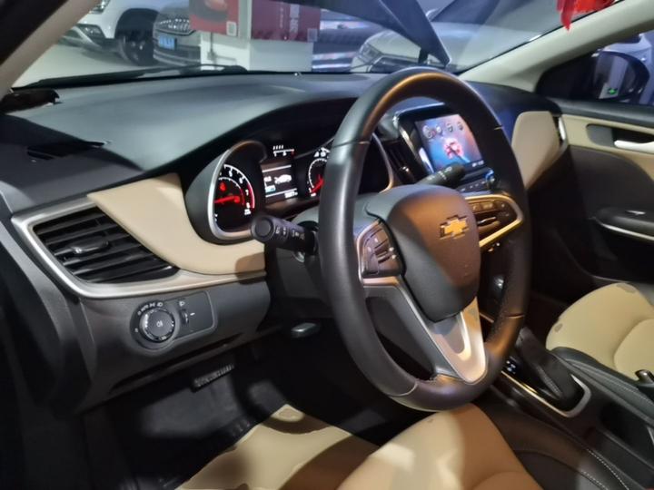 Cruze 2022 320 AT Enjoy photo 5