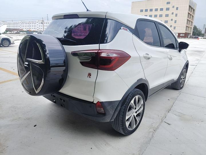 Yuan 2017 1.5L AT photo 4