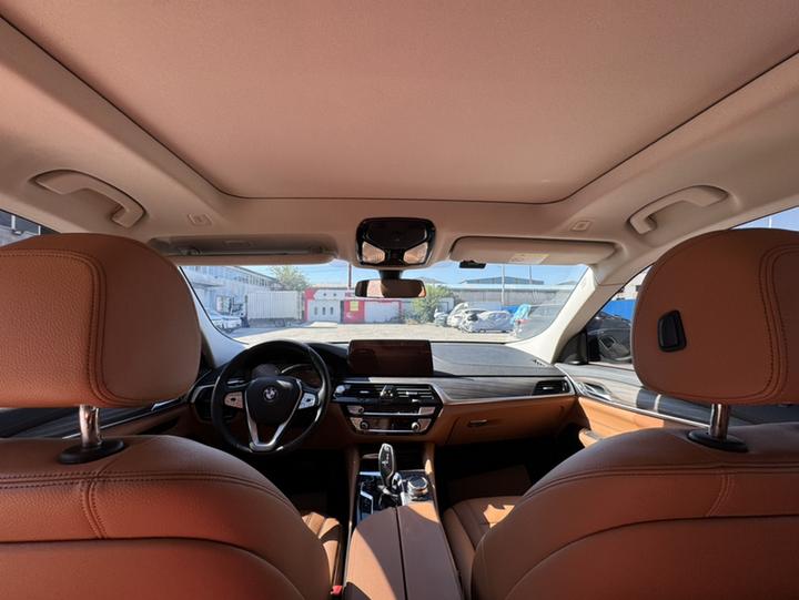 6 SeriesGT 2021 Facelift 630i Luxury Design Package photo 7