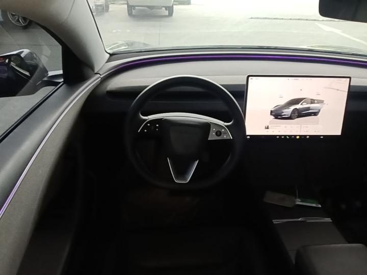 Model 3 2025 RWD photo 6