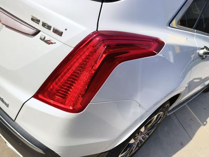 XT5 2018 25T Luxury photo 7