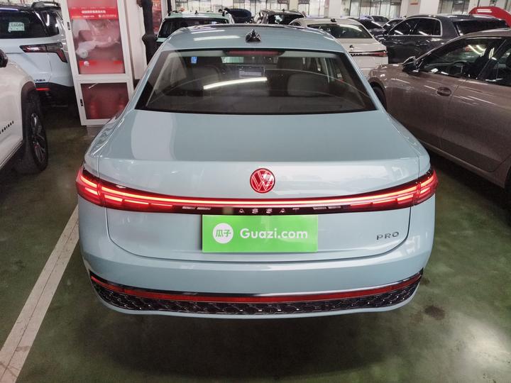 Passat 2025 Pro 380TSI photo 3