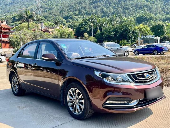 Vision 2017 1.5L AT photo 3