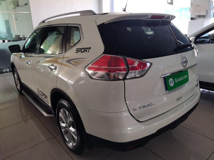 X-Trail 2015 2.5L CVT Leading MAX 4WD photo 4