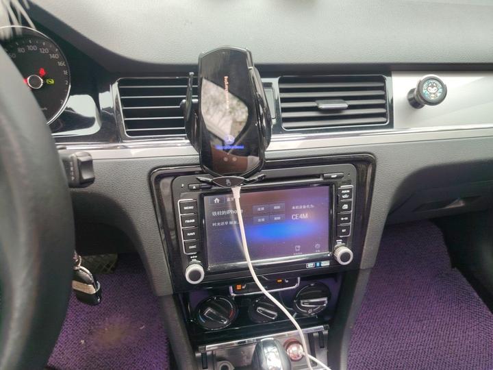 Bora 2014 1.6L AT Comfort photo 5