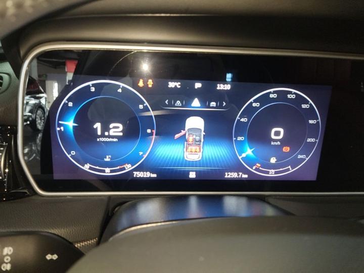 HS5 2022 Facelift 2.0T Connected AWD photo 3