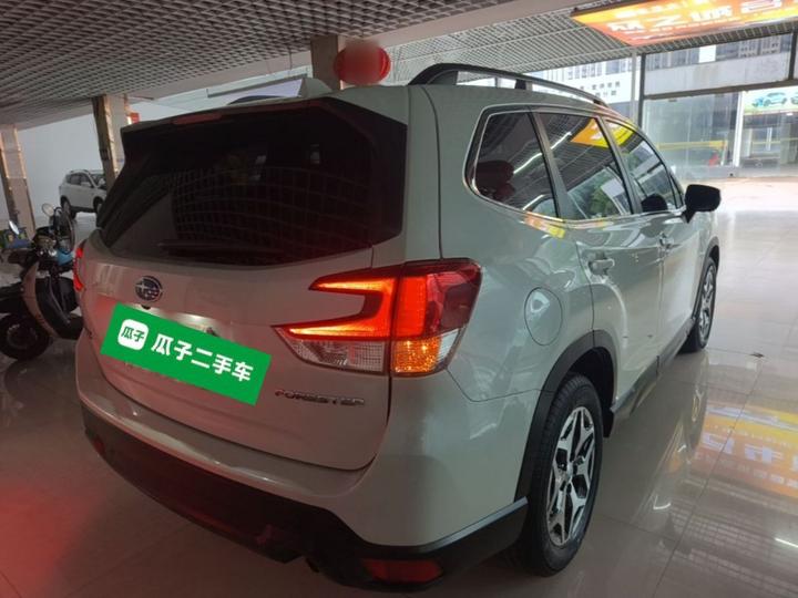Forester 2021 2.0i Luxury EyeSight photo 6