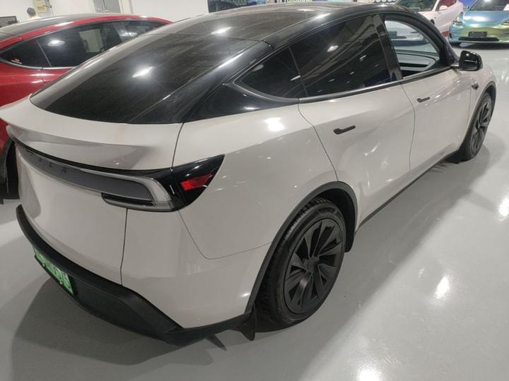 Model Y 2025 Facelift Long Range AWD photo 6
