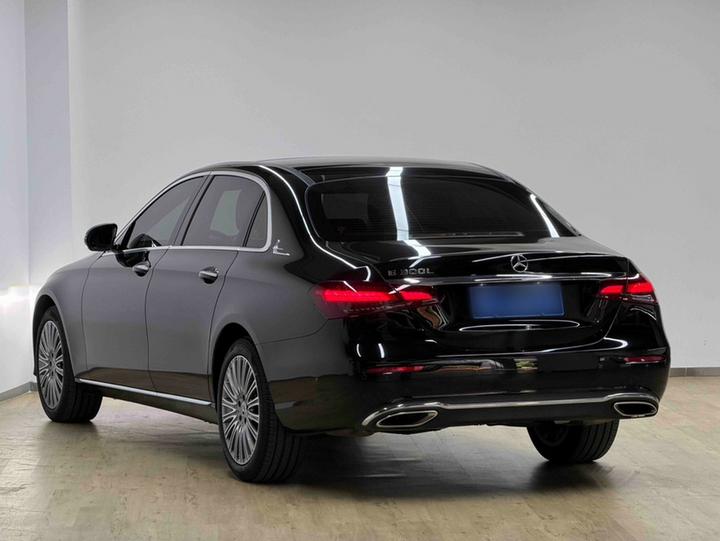 E-Class 2021 E 300 L Premium photo 4