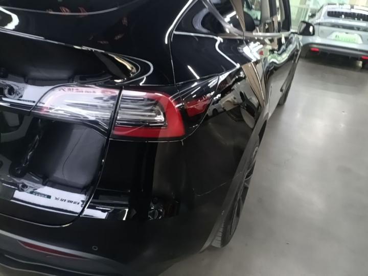 Model Y 2022 Facelift RWD photo 7