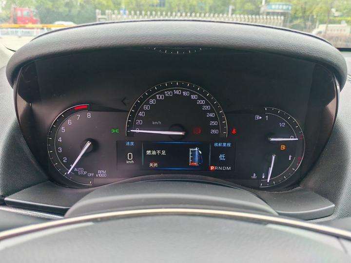 ATS-L 2017 28T Tech photo 4