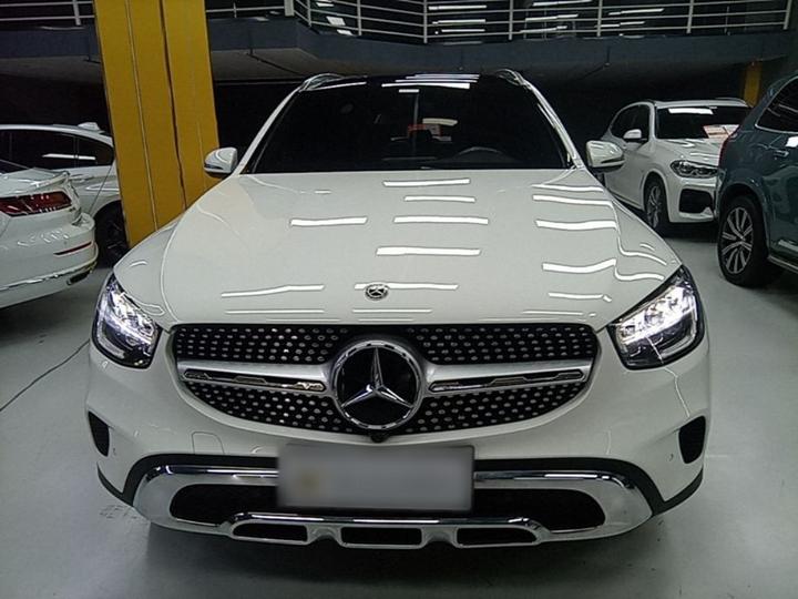 GLC 2020 Facelift GLC 260 L 4MATIC Luxury photo 2