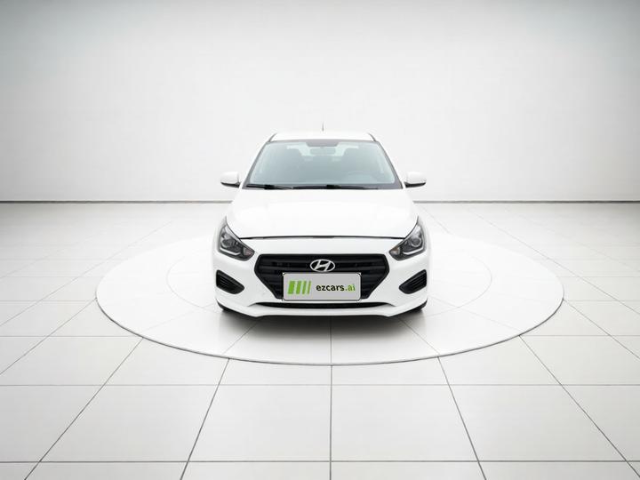 Verna 2017 1.4L MT Refresh Edition China VI photo 2