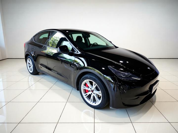 Model Y 2022 Facelift RWD photo 3