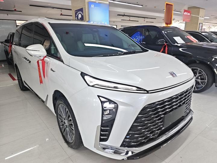 GL8 EV 2024 7-Seater photo 3