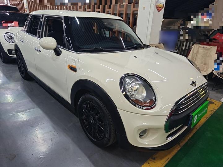 2016 1.2T ONE 5-Door photo 3
