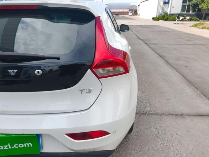 V40 2019 T3 photo 7