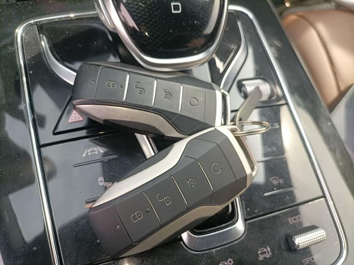 Tang EV 2021 DM 2.0T AWD Performance Founder Flagship photo 8