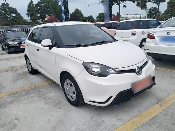 3 2016 1.3L MT Comfort photo 3