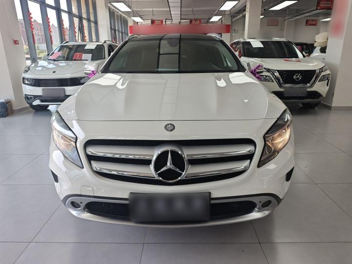 GLA 2016 GLA 200 Dynamic photo 2