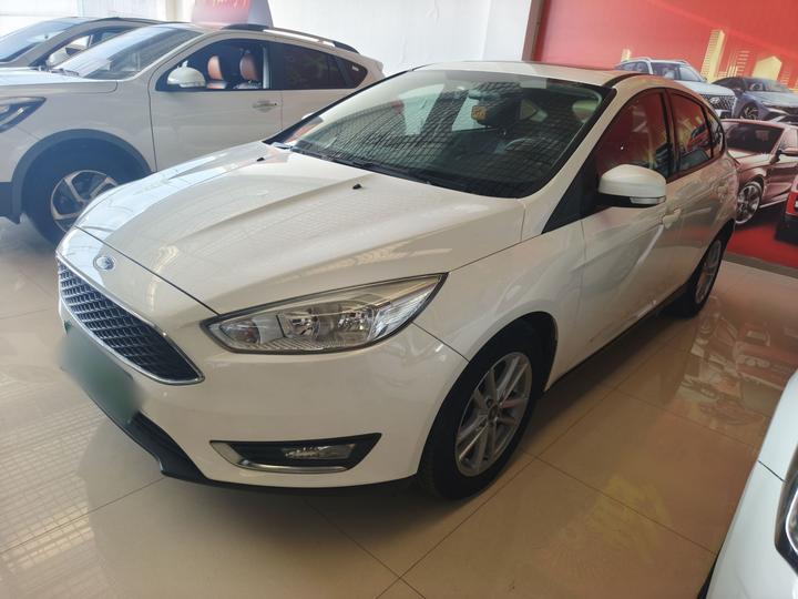 Focus 2017 Hatchback 1.6L AT Fashion