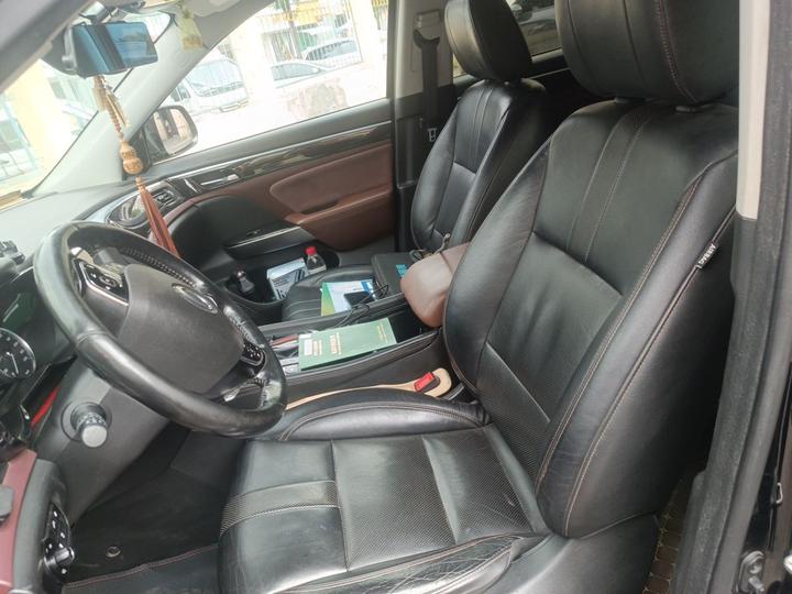 GAC Trumpchi GS8 2017 320T RWD Luxury Connected 7-Seater photo 7