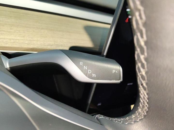 Model Y 2022 Facelift RWD photo 8