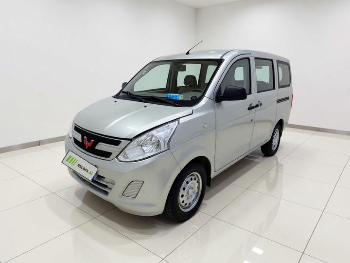 Wuling Rongguang V 2015 1.2L