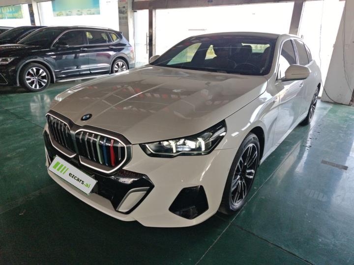 5 Series 2024 525Li M Sport Package