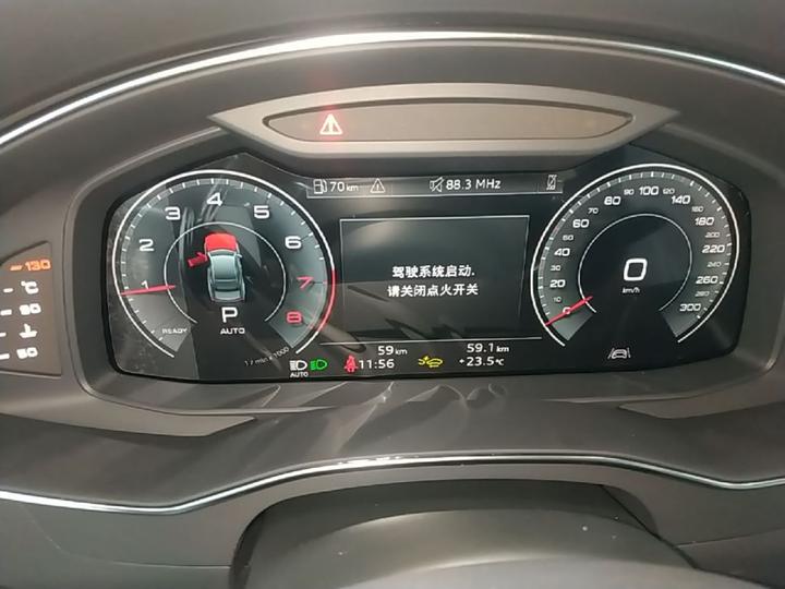 A7L 2025 45 TFSI Luxury photo 7