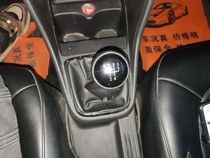 2015 1.6L MT Comfort photo 5