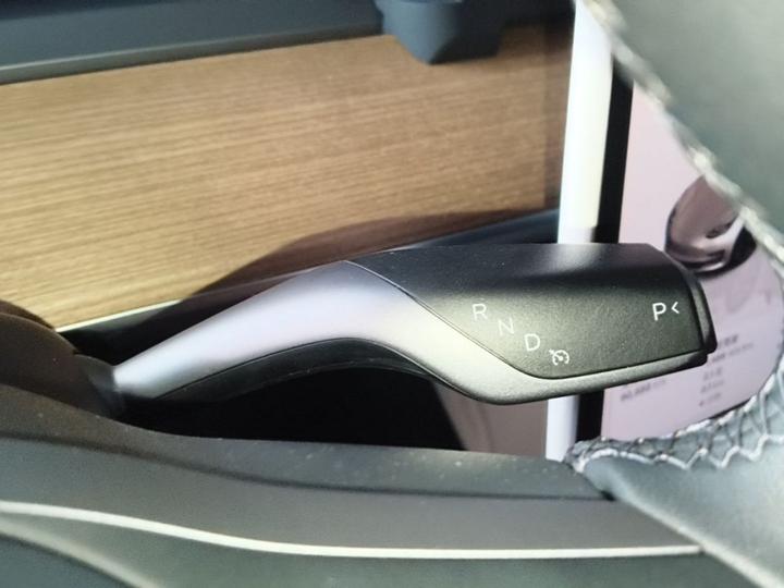 Model 3 2022 RWD photo 5