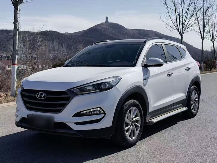 Tucson 2015 1.6T DCT RWD Smart