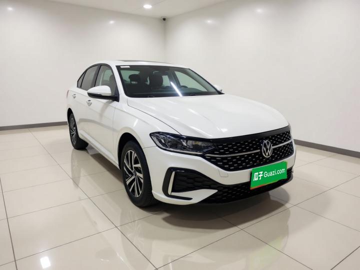 Lavida 2024 1.5L AT photo 3