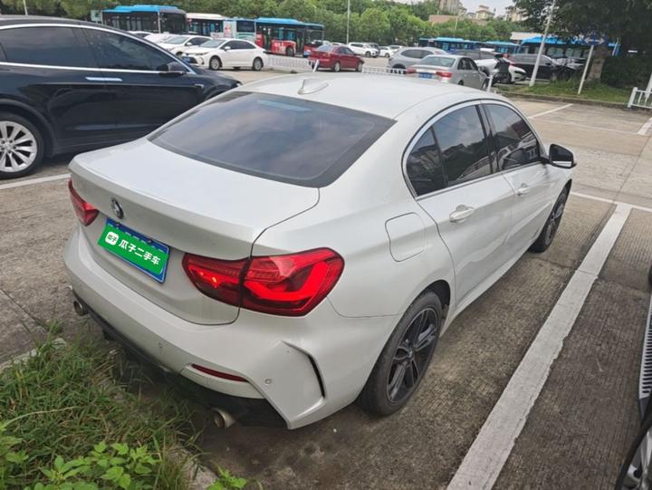 1 Series 2021 120i M Sport photo 6
