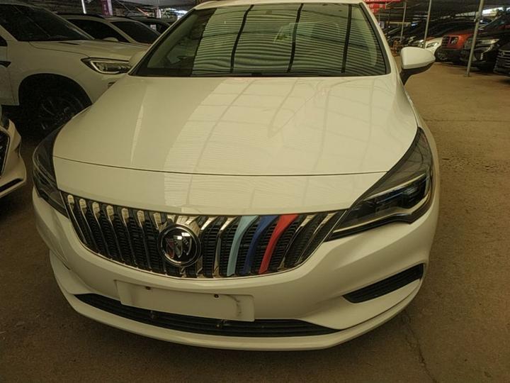 Verano 2016 Hatchback 15S AT Progressive photo 2