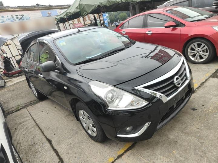 2014 1.5XE MT Comfort photo 3