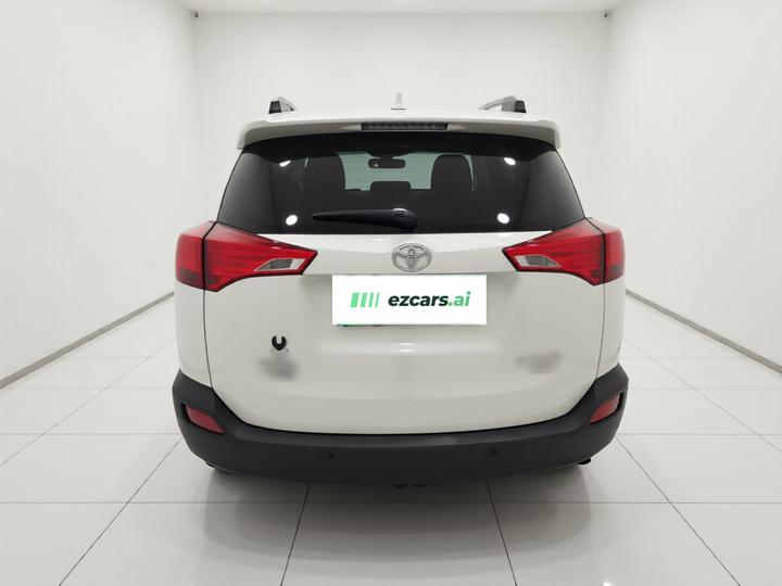 RAV4 2015 2.5L AT AWD Elite photo 5